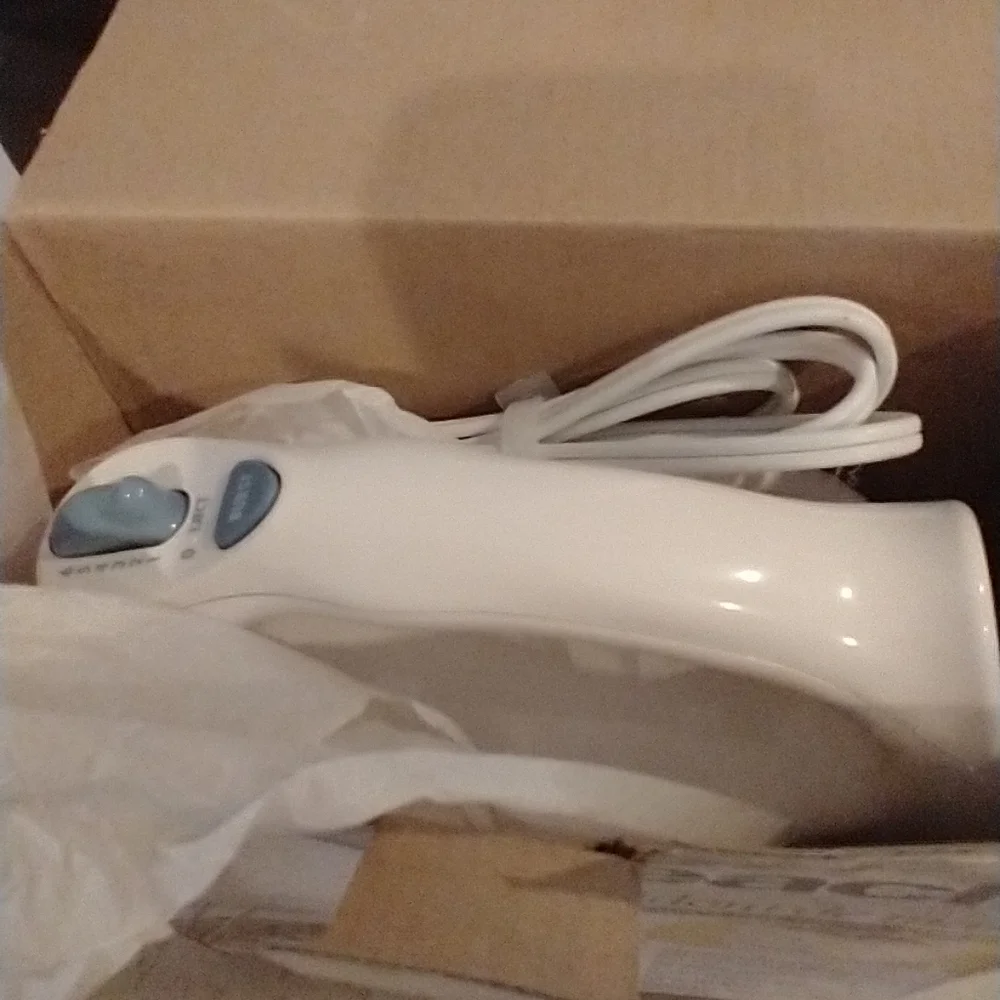 Mixer - Picture 2 of 3